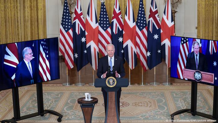 美国、英国与澳大利亚于2021年9月15日宣布建立新军事安全联盟AUKUS