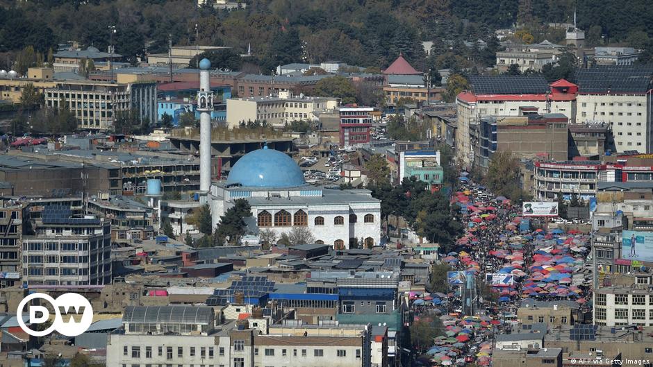 Afghanistan: Explosion at major Kabul mosque injures several | DW | 06.04.2022