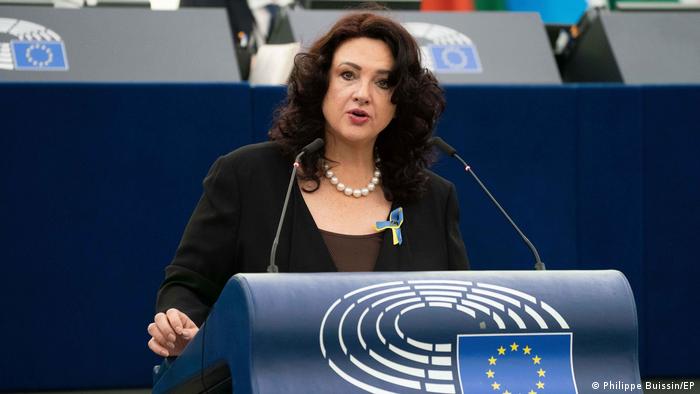 Helena Dalli, comisaria de la Unión Europea para la Equidad