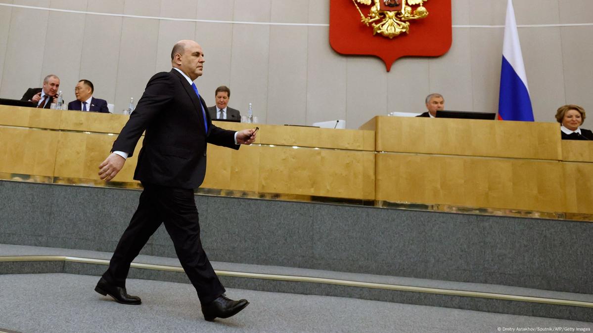 Russia: Putin picks Mishustin to stay on as prime minister – DW – 05/10 ...