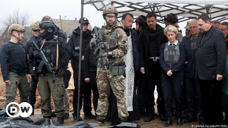 Ursula von der Leiena in Buča: „Wir haben das grausame Gesicht von Putins Armee gesehen“ |  NACHRICHTEN  DW
