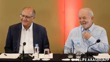 Lula perfila su candidatura junto a su antiguo rival Alckmin