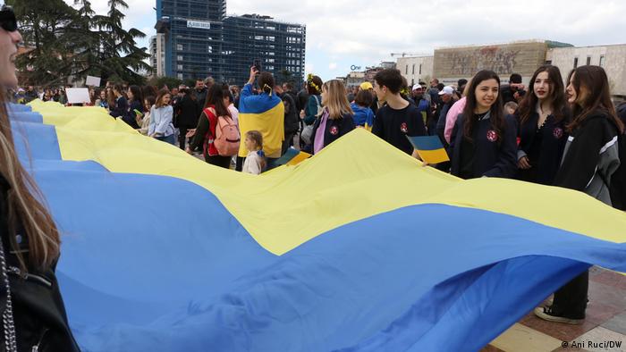 Albanien Tirana | Solidarität mit der Ukraine 