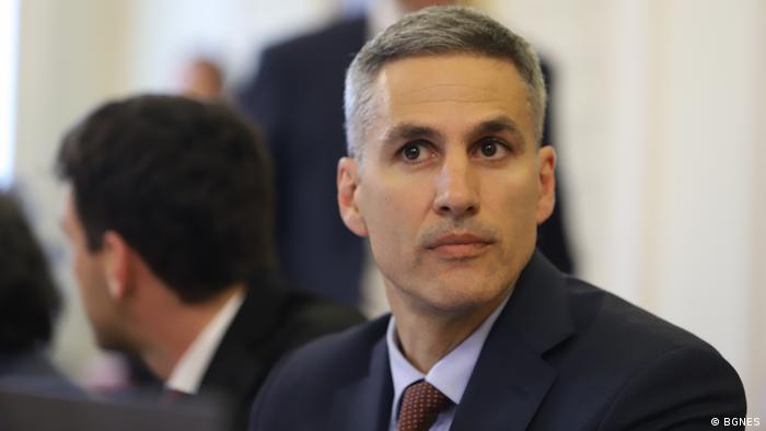 Кандидатът за поста управител на БНБ Андрей Гюров се отказва