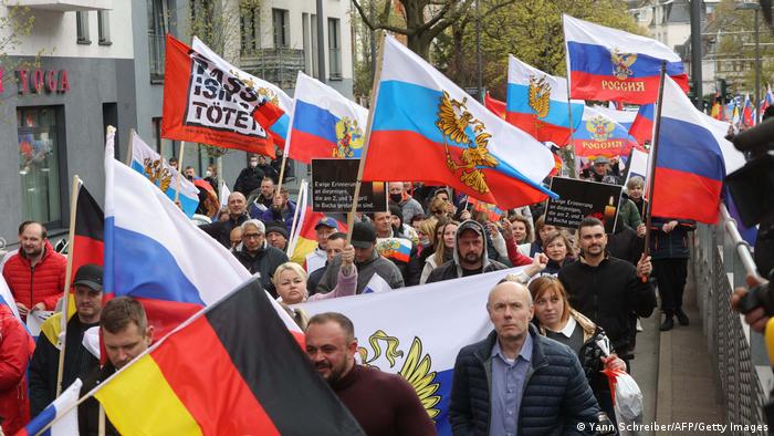 Deutschland | Ukraine Krieg | pro-russische Demonstrationen in Frankfurt