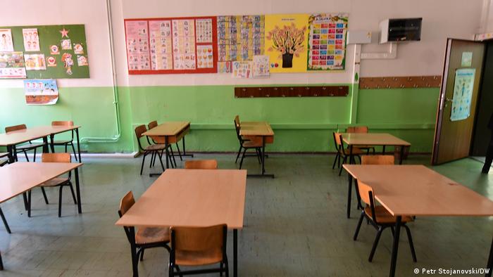 Училниците во македонските училишта со денови се празни поради штрајкот на СОНК