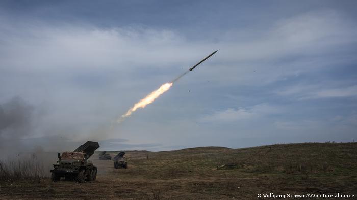 Українські сили обстрілюють російські позиції на Донбасі