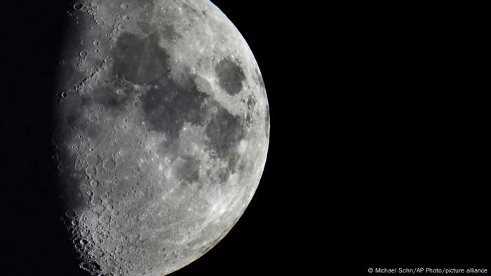 Mond Mond