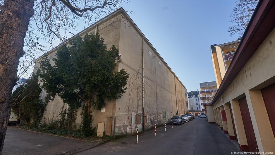 Niemiecki dziennik: Brakuje schronów i kadry na wypadek wojny