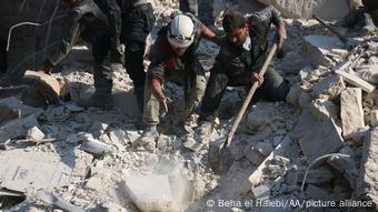 Ρωσικοί βομβαρδισμοί στο Χαλέπι 