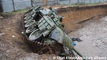 MARIUPOL, UKRAINE - APRIL 13: An abandoned damaged Russian tank in the Ukrainian city of Mariupol under the control of Russian military and pro-Russian separatists, on April 13, 2022. Leon Klein / Anadolu Agency
