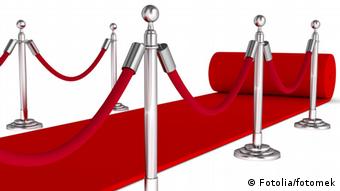 Symbolbild Roter Teppich VIPs Prominente Premiere