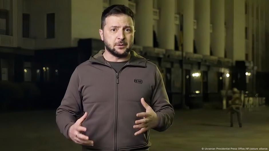 Ukrajinski predsednik Volodimir Zelenski (još) nije pozvan na sastanak na aljasci