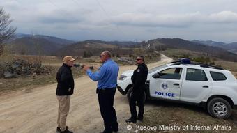 Serbien Kosovo Grenze Polizei 