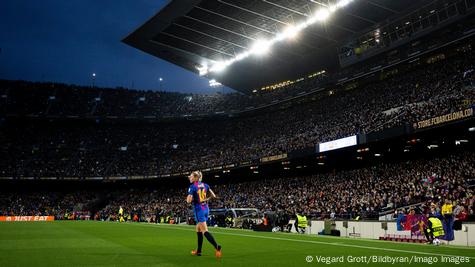 Making history: 91,553 attend Barcelona-Real Madrid women's Champions  League game at Camp Nou - The Boston Globe