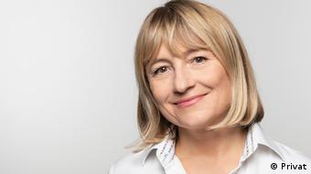 Ανιέσκα Πόπιελ, ψυχίατρος