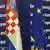Auf dem Bild: Flaggen von Kroatien und der EU im Gebäude der EU-Kommission in Brüssel