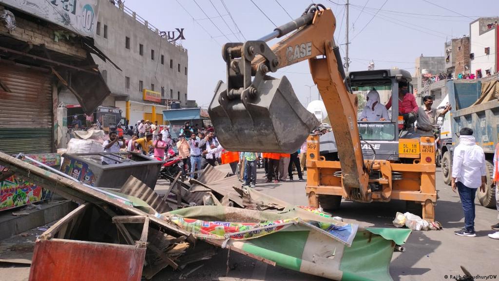 Now bulldozers run in Delhi too
