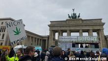Deutschland, Code 420 Demonstration in Berlin.