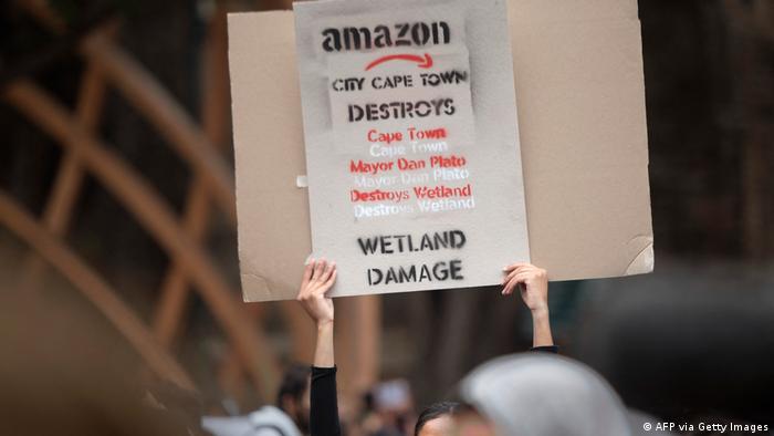 Südafrika, Kapstadt | Proteste gegen Bau vom Amazon Headquarter