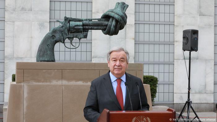 Guterres bei einer Pressekonferenz am UN-Hauptquartier in New York