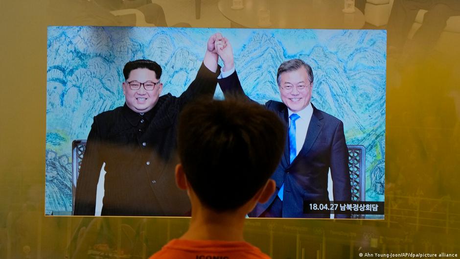 North and South Korean exchange goodwill letters ahead of leadership shift in Seoul | News | DW - Vimarsana News