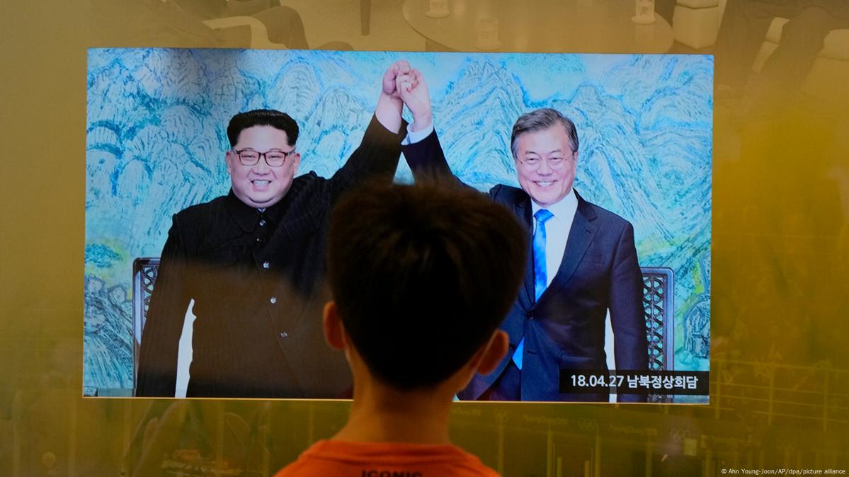 Kim-Moon letters mean division in South Korea, not reconciliation