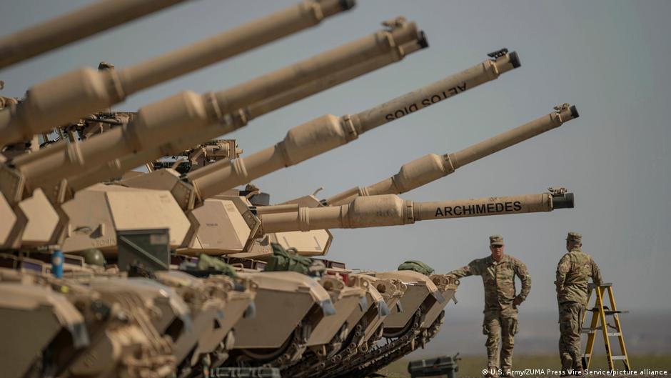 World military spending hits all-time high, report finds | News | DW - Vimarsana News