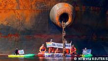У Норвегії екоактивісти заблокували танкер із російською нафтою