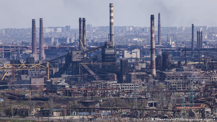 Ukraine I Stadtansicht Mariupol I Stahlwerk