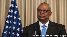 26.04.2022
RAMSTEIN-MIESENBACH, GERMANY - APRIL 26: US Defence Secretary Lloyd Austin speaks to the media after the Ukraine Security Consultative Group meeting at Ramstein air base on April 26, 2022 in Ramstein-Miesenbach, Germany. The meeting is a U.S.-hosted initiative to bring together defence officials from around the world to discuss security issues resulting from the ongoing Russian war in Ukraine. (Photo by Thomas Lohnes/Getty Images)