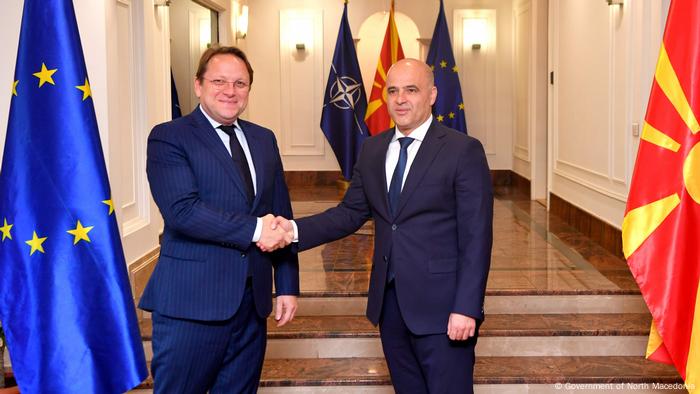 Nord-Mazedonien l EU-Erweiterungs-Kommissar Varhelyi trifft Premierminister Kovacevski