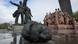 Демонтаж скульптуры под "Аркой Свободы украинского народа" в Киеве Демонтаж скульптуры под "Аркой Свободы украинского народа" в Киеве
