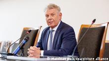 29.04.2022, Bayern, München: Dieter Reiter (SPD), Oberbürgermeister von München, spricht auf einer Pressekonferenz zur Entscheidung über das Oktoberfest 2022. Foto: Matthias Balk/dpa +++ dpa-Bildfunk +++