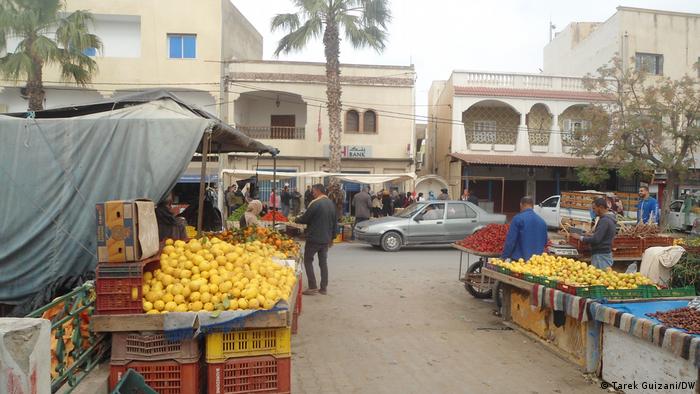 تونس أزمة اقتصادية ، مشهد من سوق بسيدي حسين (29/4/2022)