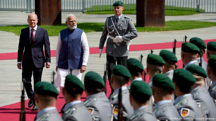 Olaf Scholz welcomes Narendra Modi