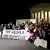 Ativistas protestam em frente à Suprema Corte dos EUA