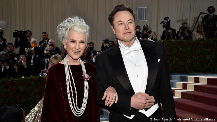 USA Maye Musk und Elon Musk bei der Benefizgala des Costume Institute des Metropolitan Museum of Art 2022