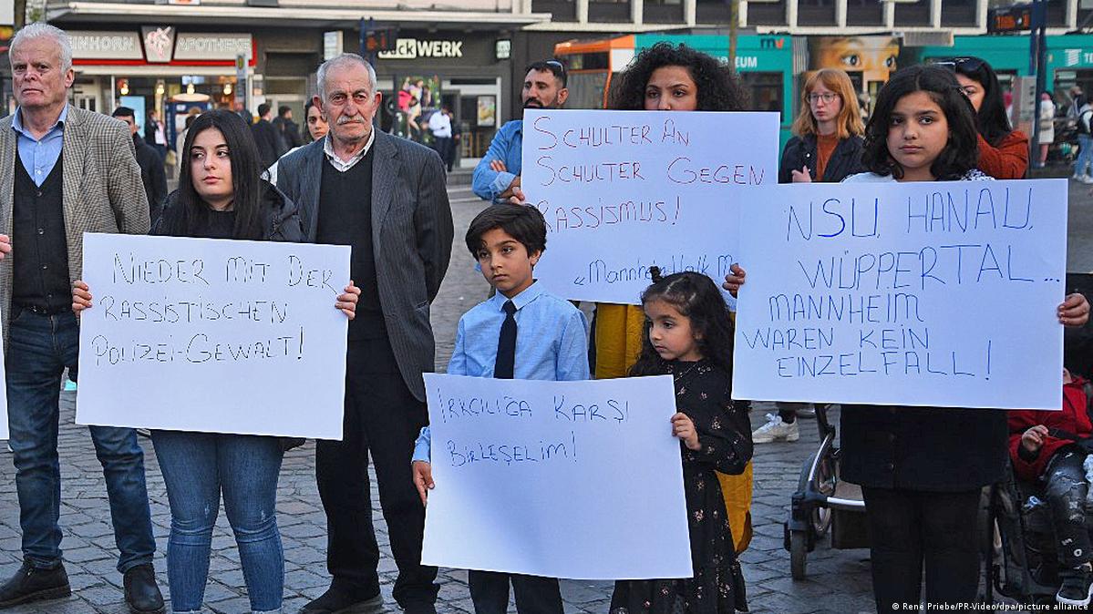 Germans protest over death of man stopped by police