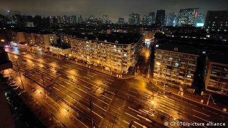 China Shanghai | Wohnblocks im Lockdown
