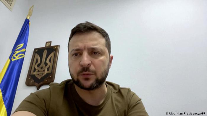 Standbild aus DW TV-Bericht Zelenskyy says ceasefire is vital for Mariupol evacuation