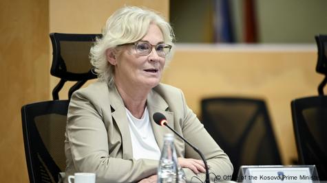 Kosovo Pristina | Verteidigungsministerin Christine Lambrecht