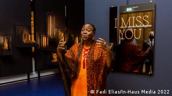 Portrait of Peju Layiwola at the opening of the exhibition 
