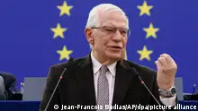 Josep Borrell, Hoher Vertreter der EU für Außen- und Sicherheitspolitik, hält im Europäischen Parlament eine Rede. Der Außenbeauftragte der Europäischen Union, sieht derzeit keine ausreichende Unterstützung unter den Mitgliedsländern für ein Embargo von russischem Öl und Gas. (Zu dpa EU-Außenbeauftragter: Kein Konsens für Energieembargo oder Strafzoll) +++ dpa-Bildfunk +++