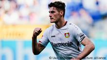 Fußball: Bundesliga, TSG 1899 Hoffenheim - Bayer Leverkusen, 33. Spieltag, PreZero Arena. Leverkusens Torschütze Patrik Schick jubelt über das Tor zum 1:1.