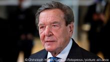 Gerhard Schröder bei der 5. Sitzung des Deutschen Bundestages im Reichstagsgebäude. Berlin, 08.12.2021