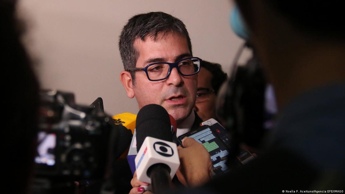El fiscal paraguayo Marcelo Pecci fue asesinado en mayo de 2022 mientras disfrutaba de su luna de miel en una playa de Barú, Colombia, junto a su esposa embarazada.