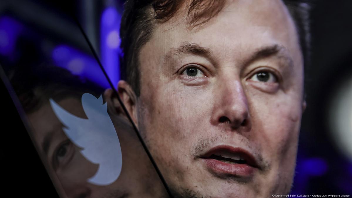 Elon Musk says Twitter deal is 'temporarily on hold' – DW – 05/13/2022