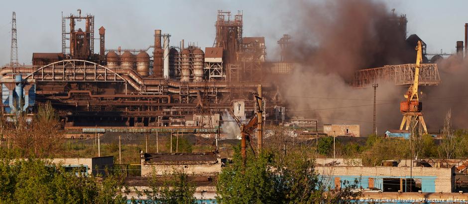 Billowing smoke at the Azovstal steelworks in Mariupol