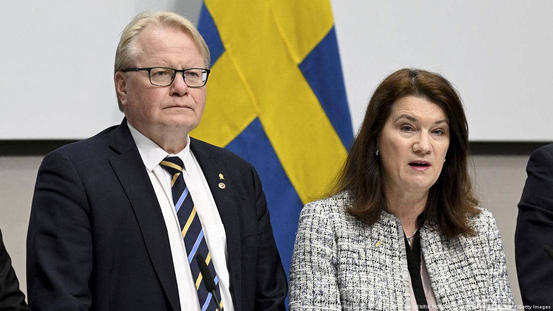 Ministro da Defesa sueco, Peter Hultqvist, e a ministra das Relações Exteriores dos país, Ann Linde